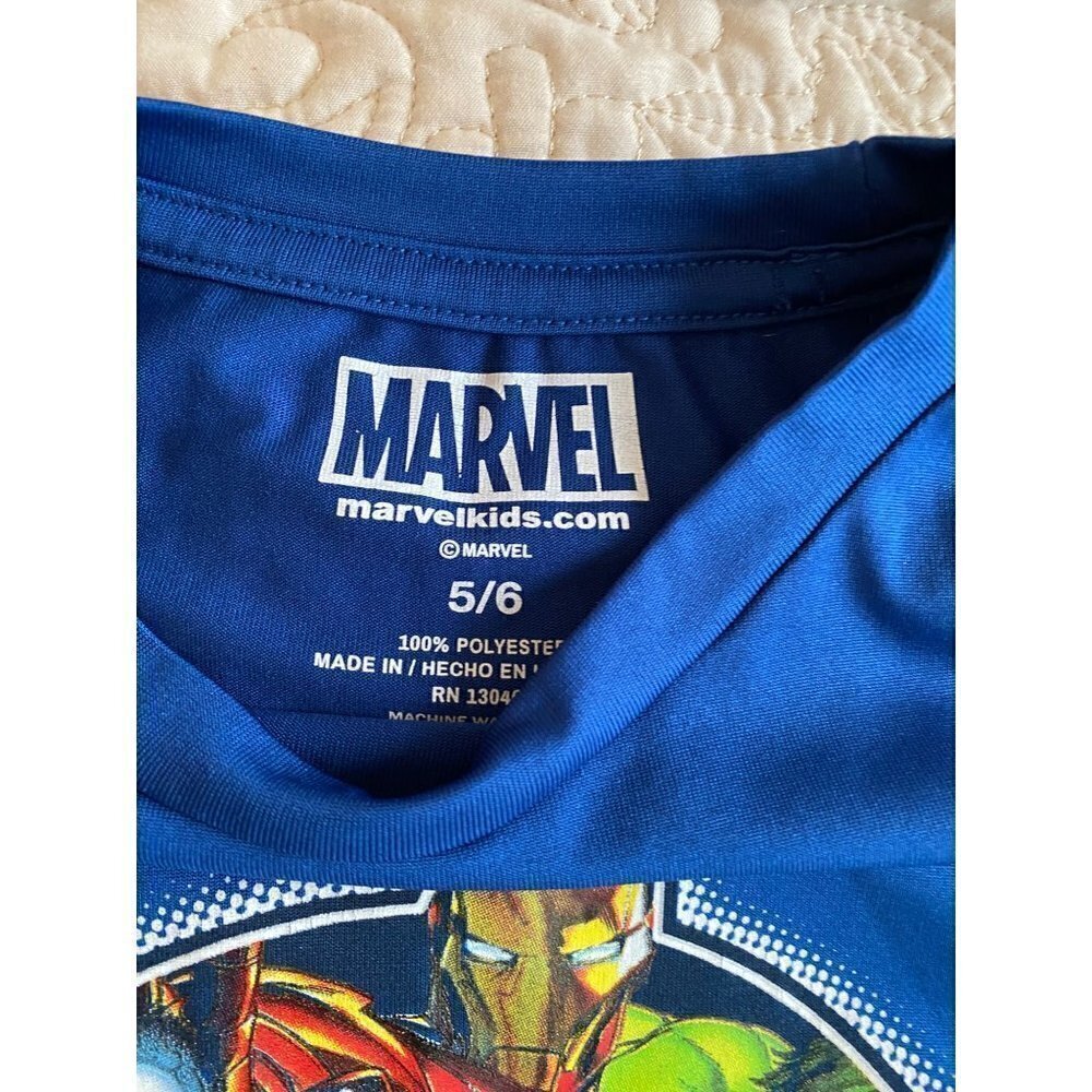 Marvel Performance T-Shirt - Picture 5 of 5